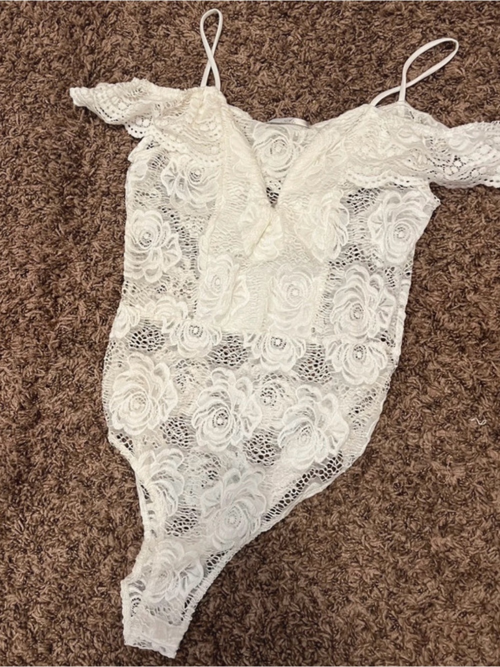 A3 Design White Lace Off-Shoulder Floral Bodysuit